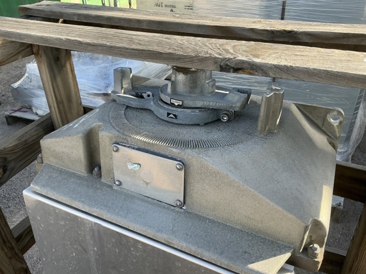 ss-vm-1204-commercial-high-voltage-electrical-image-3