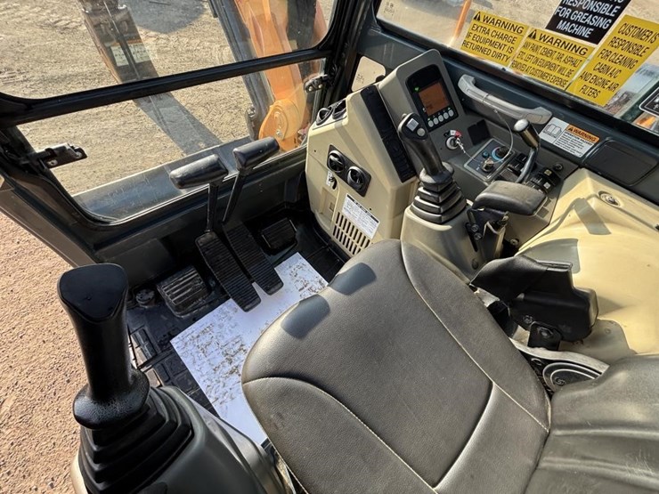 2016-mustang-800z-image-27