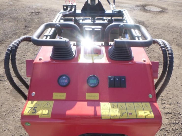 2026-sdlool-sl360t-skid-steer-track-loader-image-12