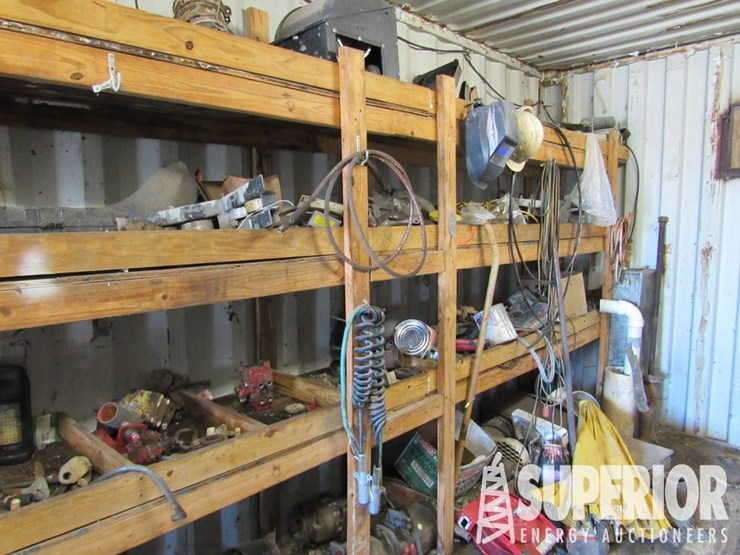 (1-231)-8'-x-8'-x-40'-shipping-container,-w/-fluo...-image-2