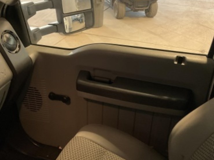 2013-ford-f450-image-22