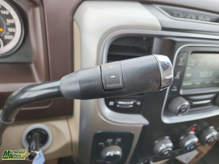 2017-ram-2500-hd-image-21