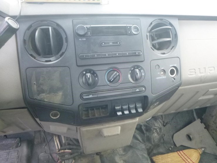 2008-ford-f550-image-29