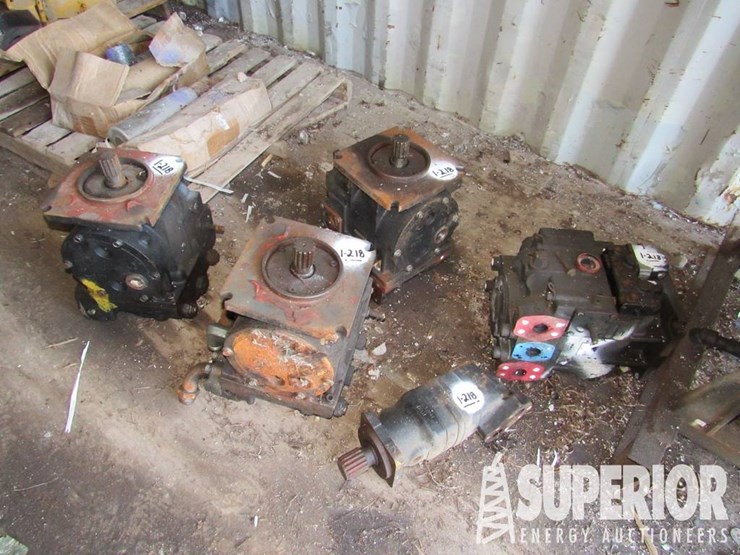 (1-218)-(4)-sunstrand-hydro-trans-90l250,-hyd-pu...-image-2