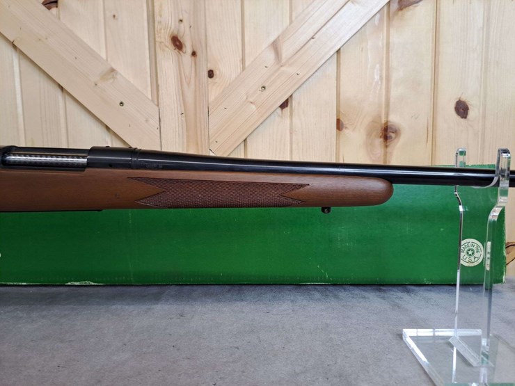 remington-model-700-.300-wby.-magnum-bolt-rifle-image-6