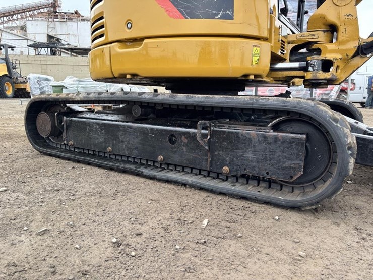 2018-caterpillar-303-image-24