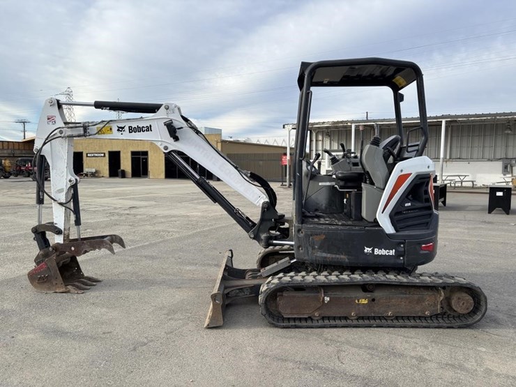 2021-bobcat-e35-image-5