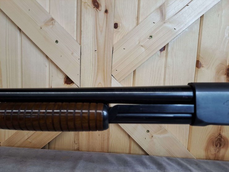 ithaca-model-37-20-gauge-pump-shotgun-image-17