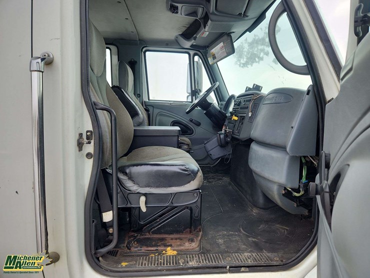 2006-international-workstar-7500-image-27