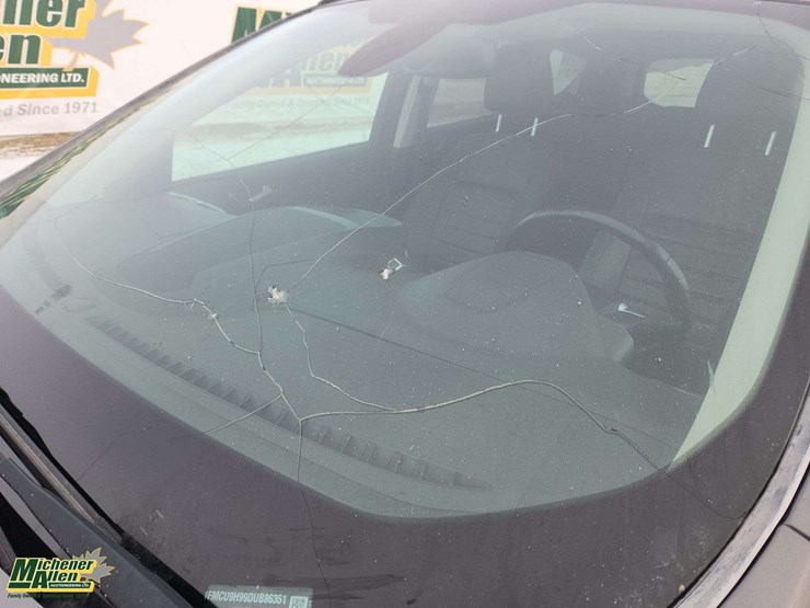 2013-ford-escape-sel-image-30