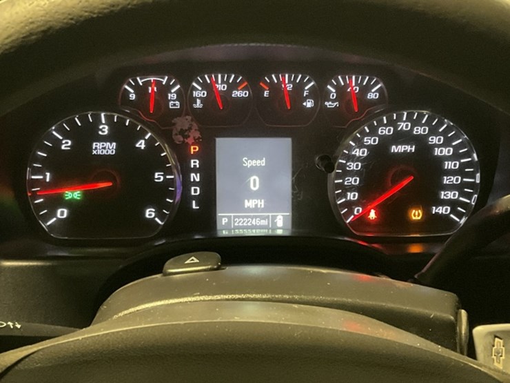 2017-chevrolet-silverado-1500-image-17