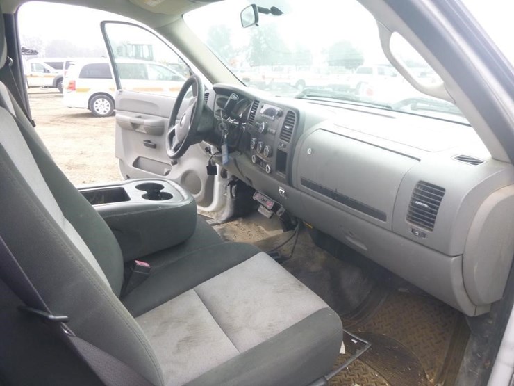 2009-chevrolet-3500hd-image-20