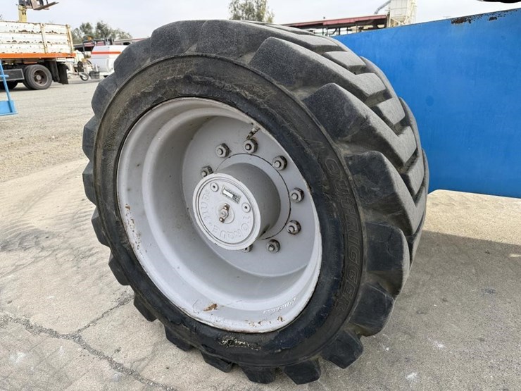 genie-s-80j-boom-lift-image-25