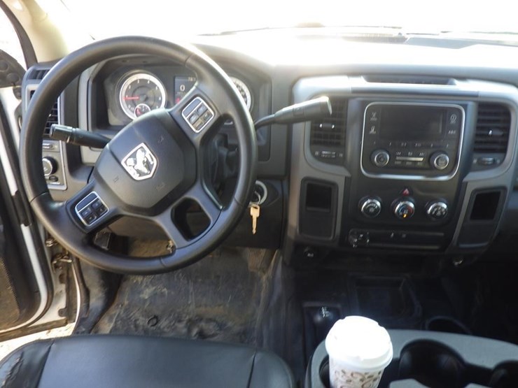 2015-dodge-2500-image-9