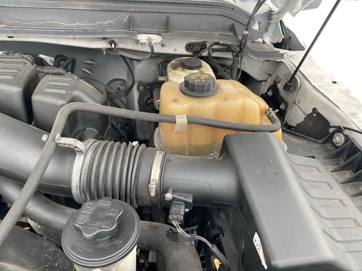 2014-ford-f350-sd-image-33