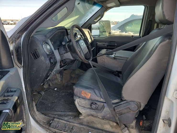 2011-ford-f350-image-12