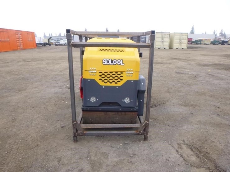sdlool-sl1000-tandem-vibratory-roller-image-6