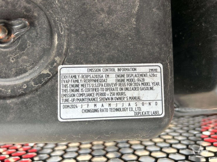 2025-ht360w-mini-stand-on-track-loader-skid-steer-image-8