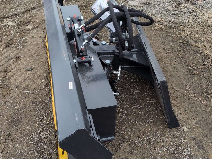 wolverine-skid-steer-6-way-dozer-blade-84"---swdb-11-84w-image-2