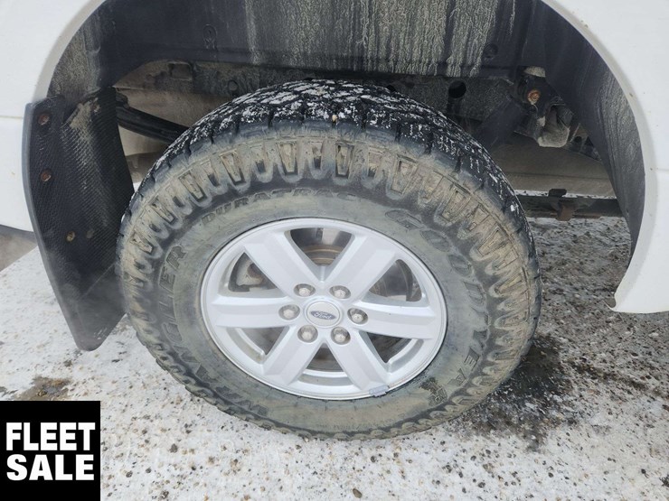 2020-ford-f150-image-12