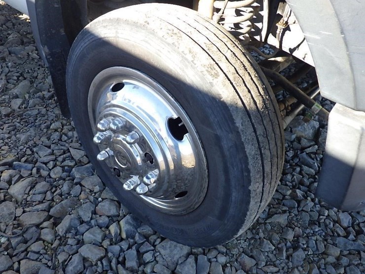 2008-ford-f450-image-15