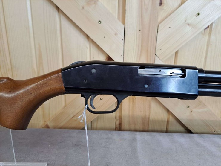 western-field-model-m550e-.410-gauge-pump-shotgun-image-4