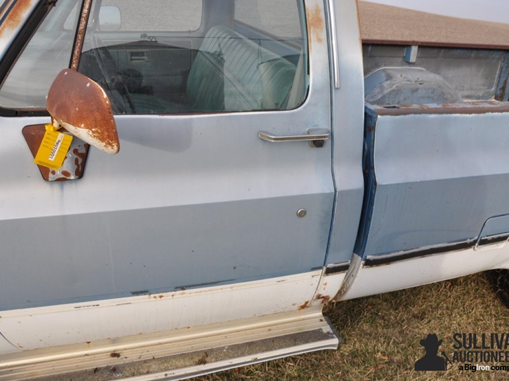 1983-gmc-sierra-2500-image-14