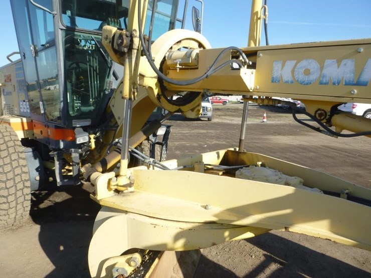 2006-komatsu-gd555-3c-image-26