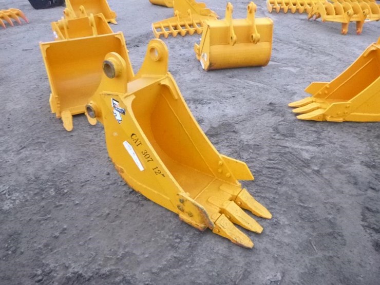 caterpillar-307-image-2