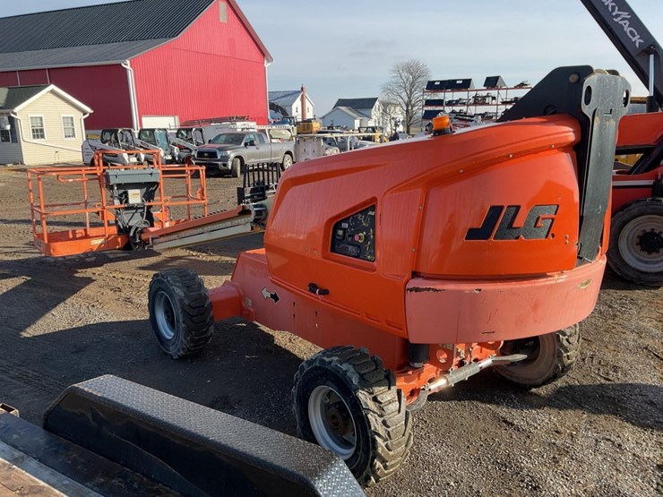 2015-jlg-400s-image-7