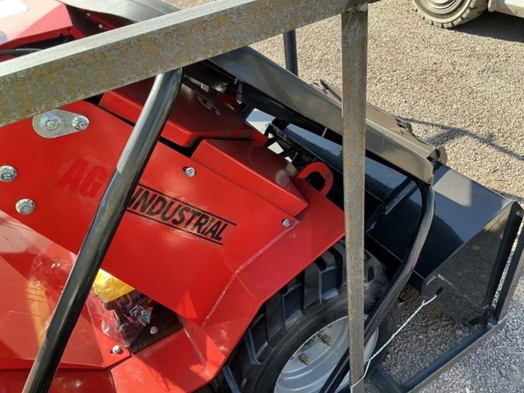 2025-agt-sda-140w-ride-on-skid-steer-image-8