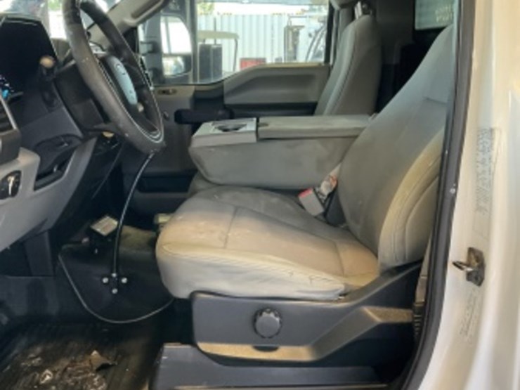 2017-ford-f350-image-25