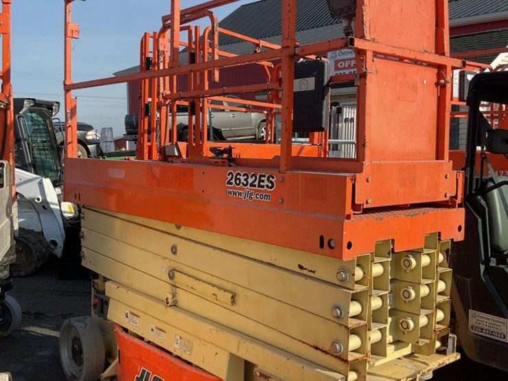 2016-jlg-2632es-image-6