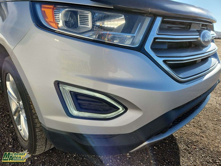 2017-ford-edge-sel-image-32