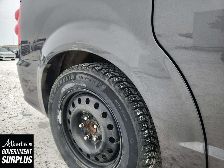 2020-dodge-grand-caravan-sxt-image-31