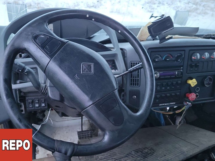 2007-international-workstar-7400-image-14