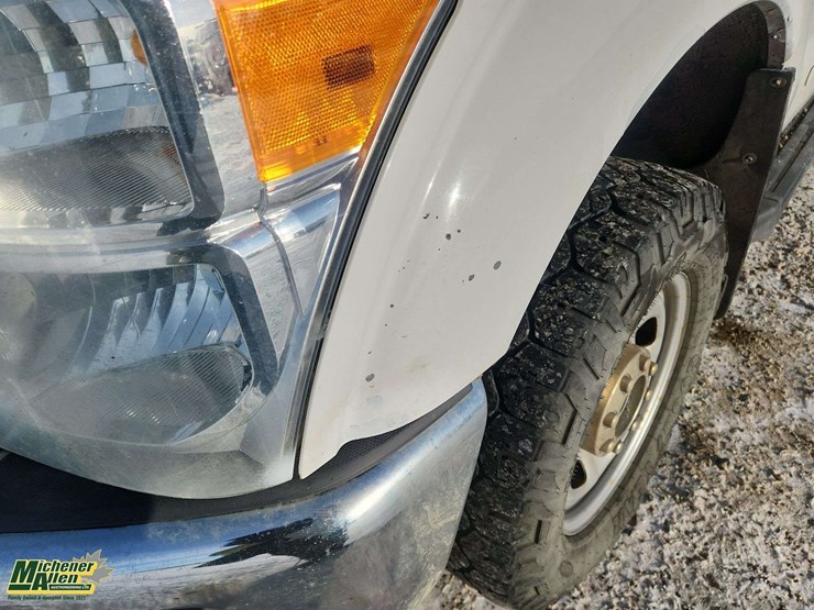 2015-ford-f350-sd-image-36