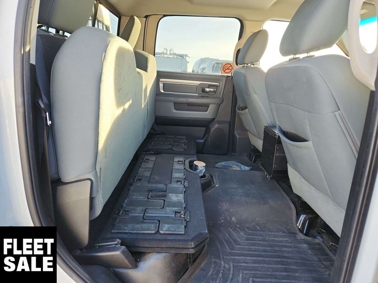 2014-dodge-2500-image-18