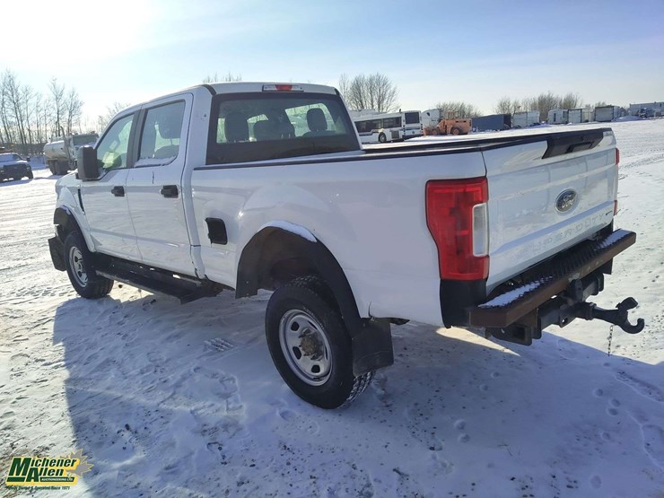 2019-ford-f350-image-3