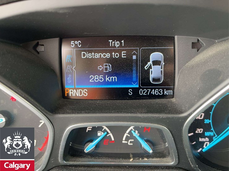 2016-ford-escape-se-image-24