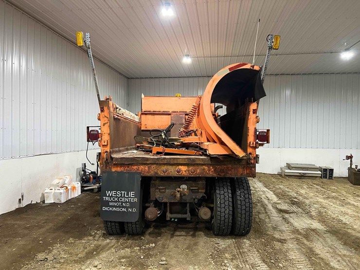 1993-international-254-image-8