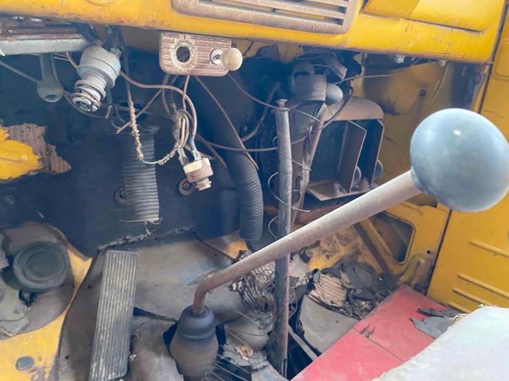 1949-ford-f7-firetruck-image-34