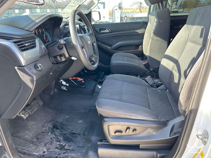 2020-chevrolet-tahoe-image-12