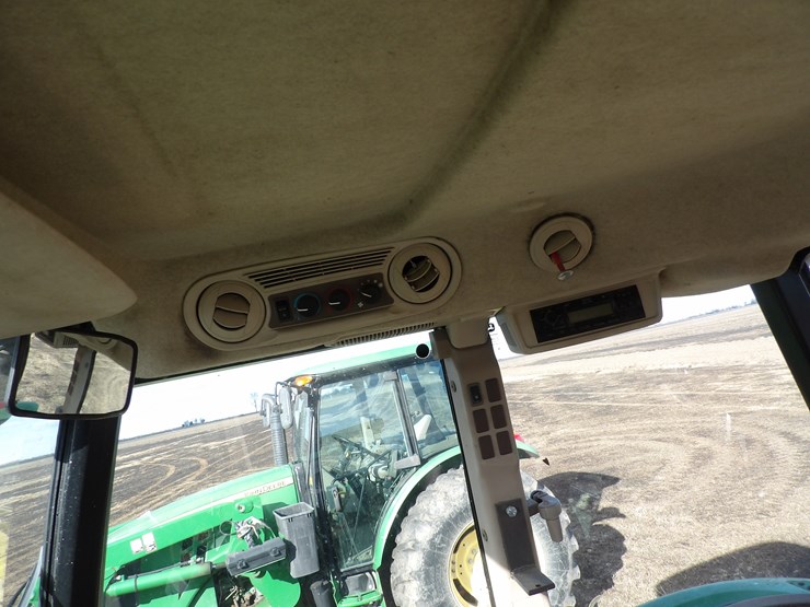 2010-john-deere-5083e-image-27