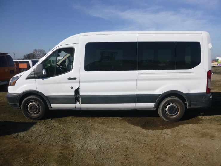 2019-ford-transit-image-5