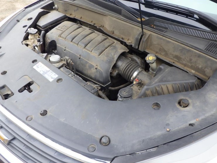 2015-chevrolet-traverse-image-10