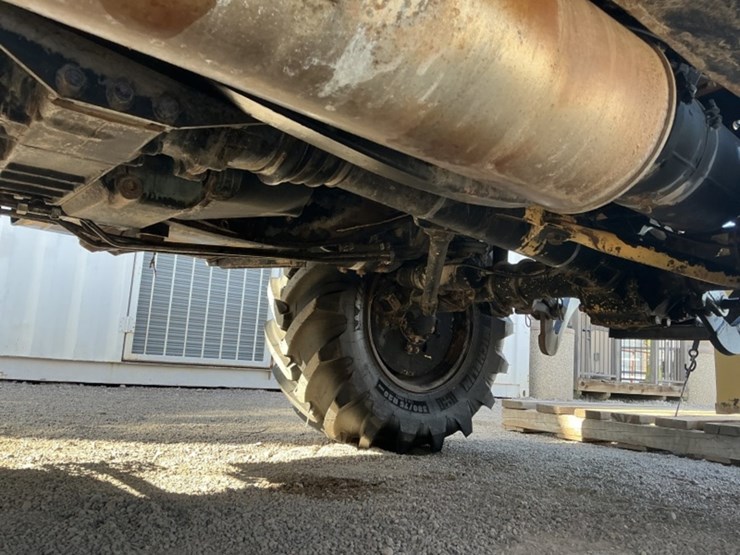 daimler-benz-ag-unimog-424-loader-truck-image-34