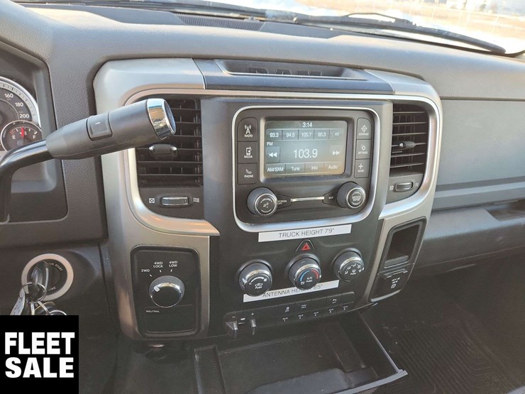 2014-dodge-2500-image-13