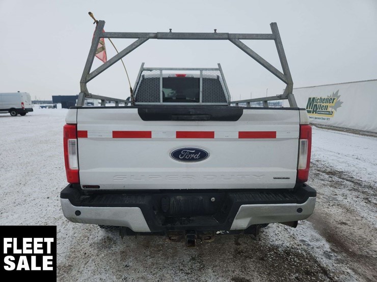 2017-ford-f250-image-8