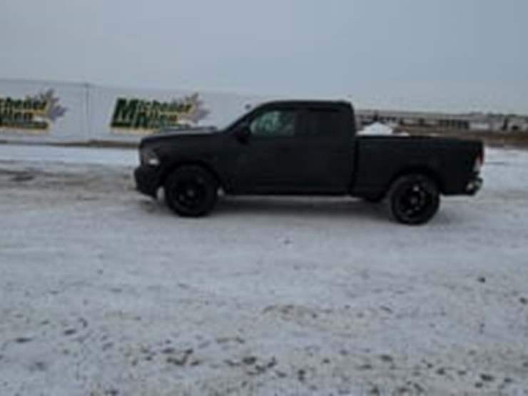 2017-dodge-1500-image-5